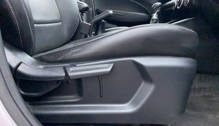 2019 Hyundai VENUE 1.0L Turbo GDI SX(O) MT, Petrol, Manual, 9,942 km, Driver Side Adjustment Panel