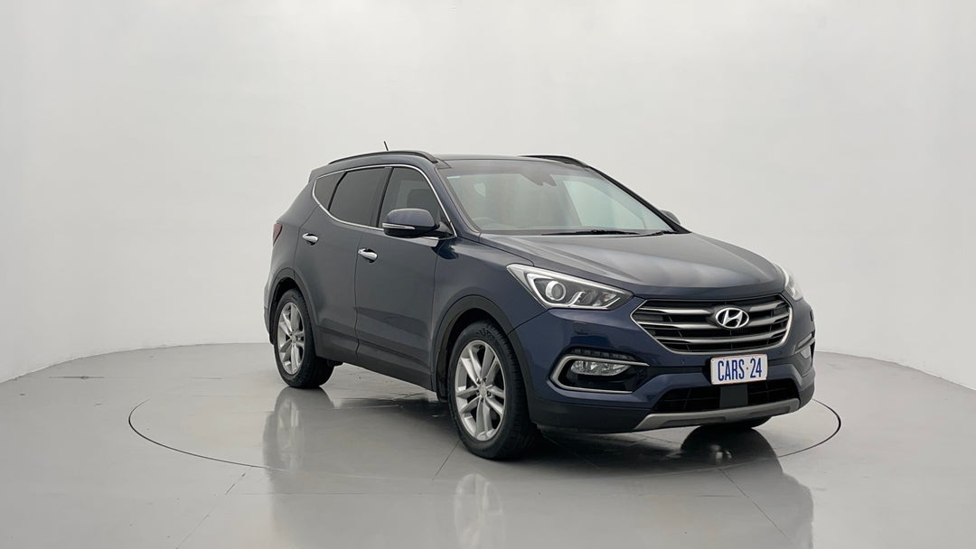 2016 Hyundai Santa Fe Highlander Crdi (4x4), Automatic, 102677 km, Right Front Diagonal (45- Degree) View