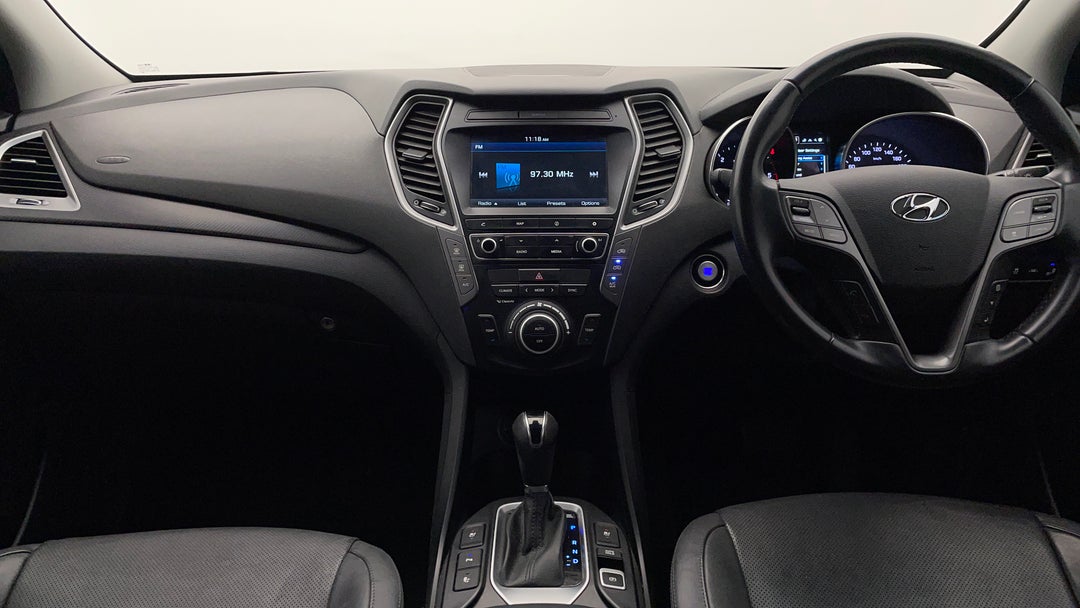 2016 Hyundai Santa Fe Highlander Crdi (4x4), Automatic, 102677 km, Dashboard View