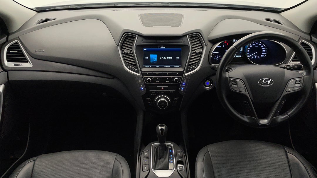 2016 Hyundai Santa Fe Highlander Crdi (4x4), Automatic, 102677 km, Center Console