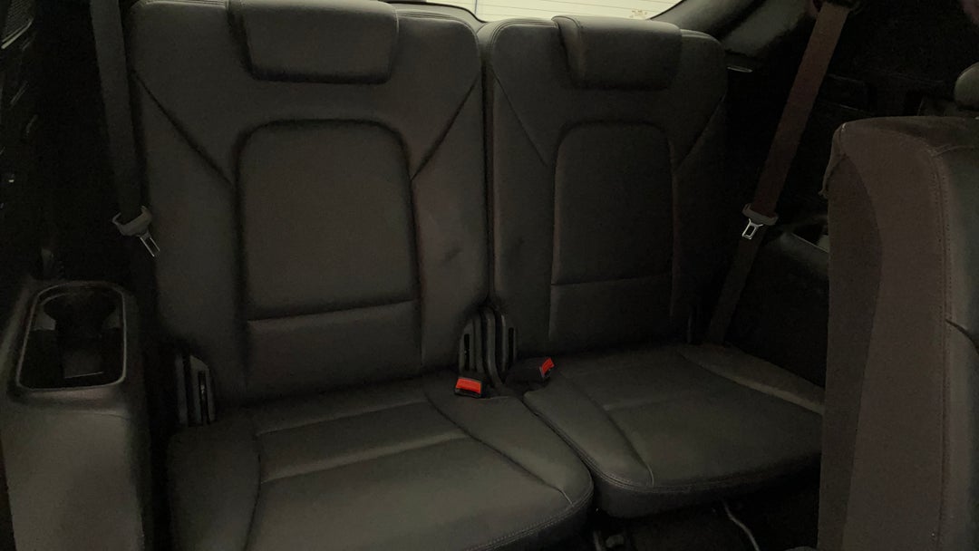 2016 Hyundai Santa Fe Highlander Crdi (4x4), Automatic, 102677 km, Third Row Seats