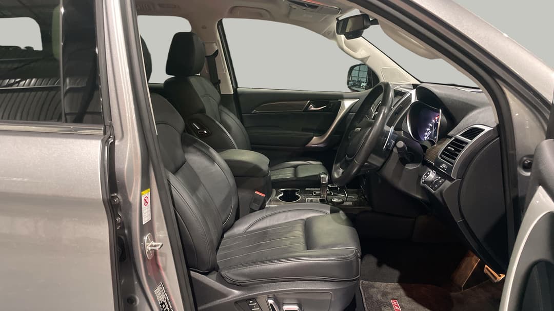 2021 Haval H9 Ultra, Automatic, 41932 km, Right Side Front Door Cabin View