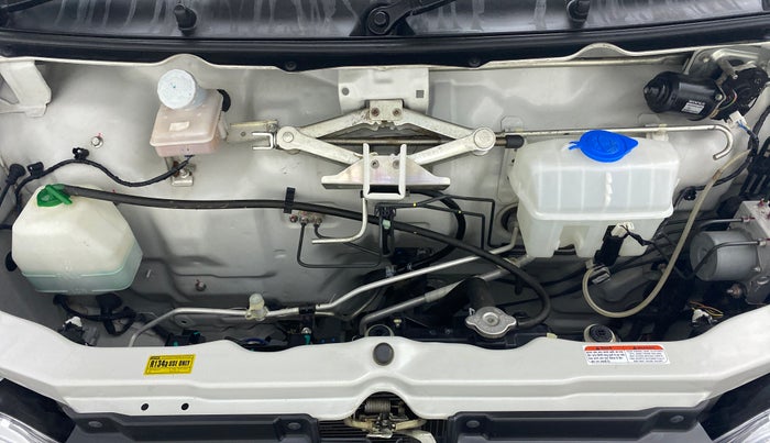 2019 Maruti Eeco 5 STR WITH AC PLUSHTR, Petrol, Manual, 12,258 km, Engine Bonet View