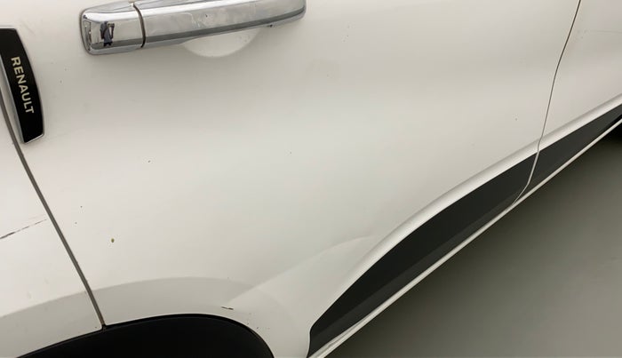 2019 Renault TRIBER RXT, Petrol, Manual, 43,029 km, Right rear door - Minor scratches