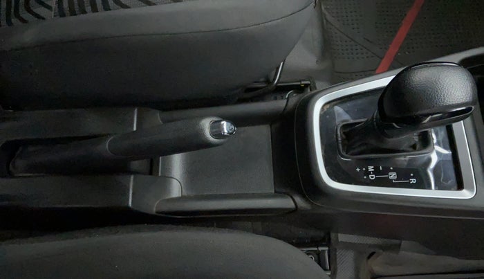 2019 Maruti Swift VXI AMT D, Petrol, Automatic, 8,609 km, Gear Lever