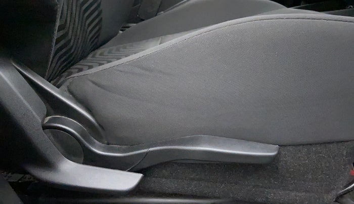 2019 Maruti Swift VXI AMT D, Petrol, Automatic, 8,609 km, Driver Side Adjustment Panel