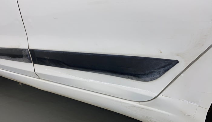 2016 Hyundai Elite i20 ASTA 1.2 (O), Petrol, Manual, 37,337 km, Rear left door - Slightly dented