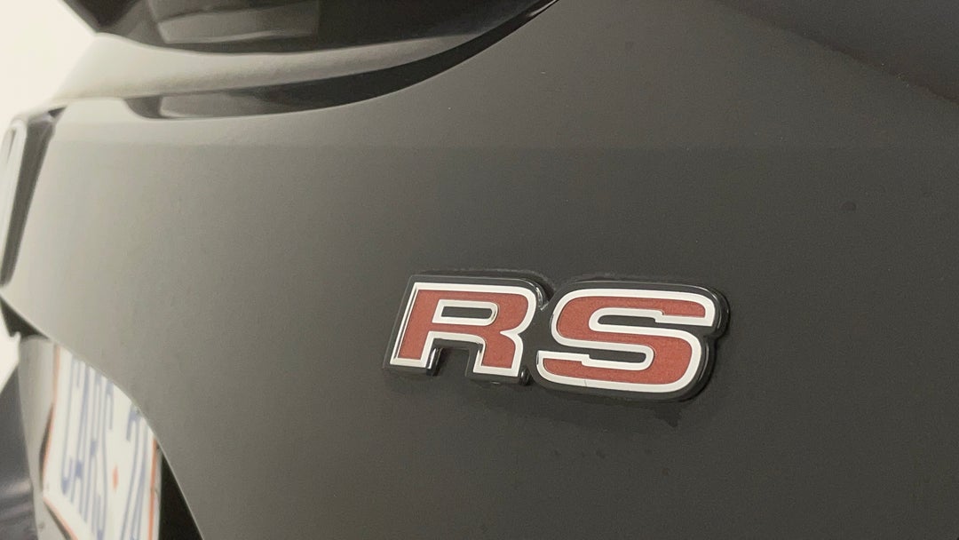 Badge (Boot Right Side)