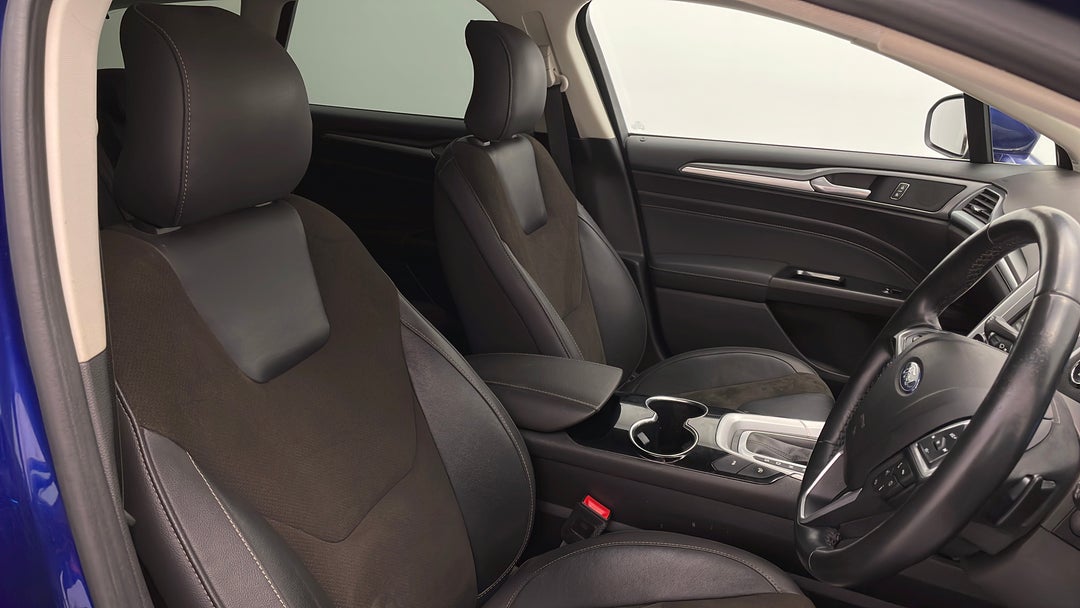 2015 Ford Mondeo Trend Tdci, Automatic, 105961 km, Right Side Front Door Cabin View