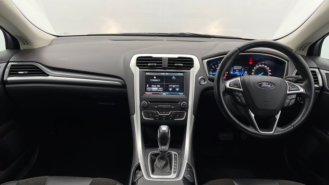 2015 Ford Mondeo Trend Tdci, Automatic, 105961 km, Dashboard View
