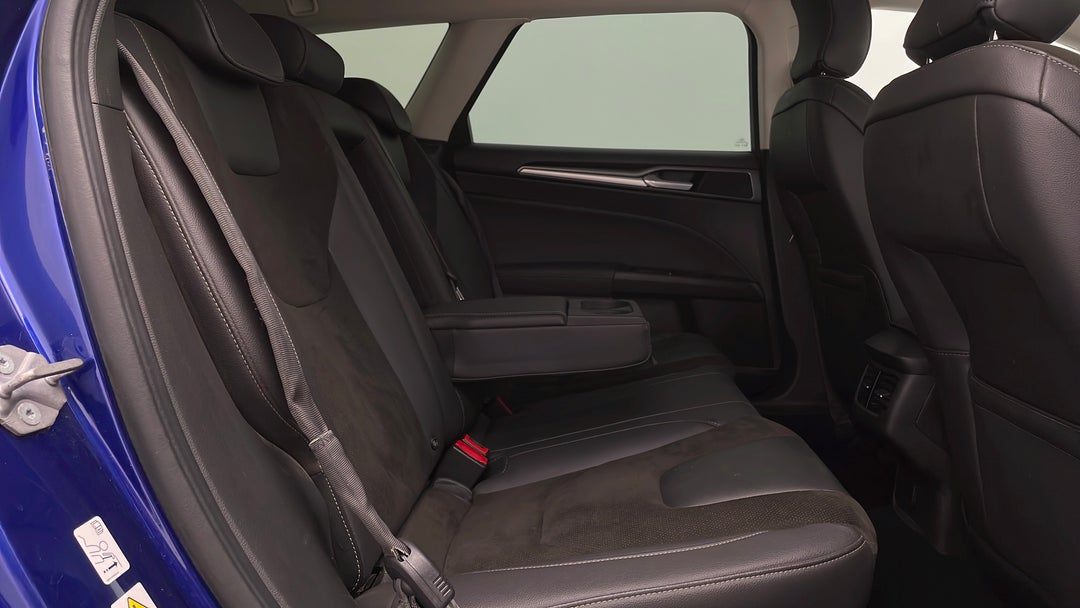 2015 Ford Mondeo Trend Tdci, Automatic, 105961 km, Right Side Rear Door Cabin View