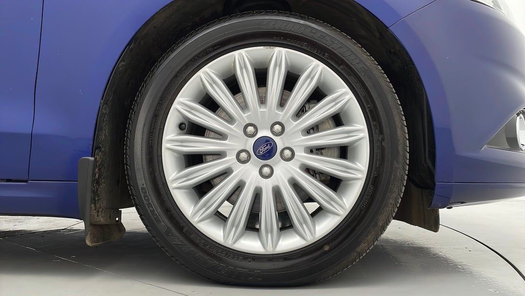 2015 Ford Mondeo Trend Tdci, Automatic, 105961 km, Right Front Wheel