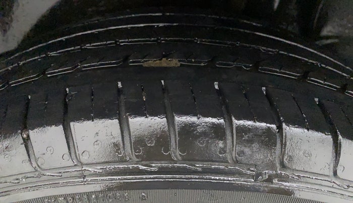 2016 Hyundai Creta 1.6 E + VTVT, Petrol, Manual, 46,717 km, Left Front Tyre Tread