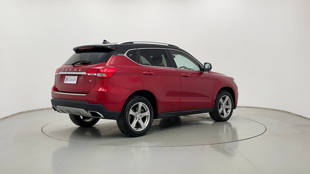 Right Back Diagonal (45- Degree) View