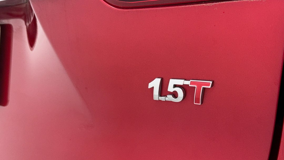 Badge (Boot Right Side)