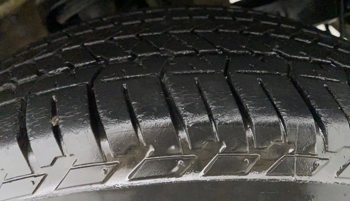 2017 Mahindra Scorpio S11, Diesel, Manual, 36,918 km, Left Front Tyre Tread