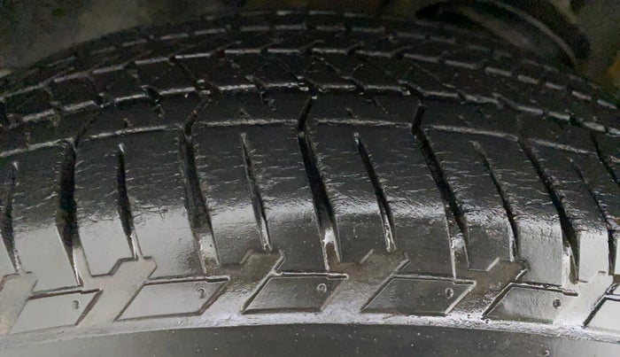 2017 Mahindra Scorpio S11, Diesel, Manual, 36,918 km, Right Rear Tyre Tread