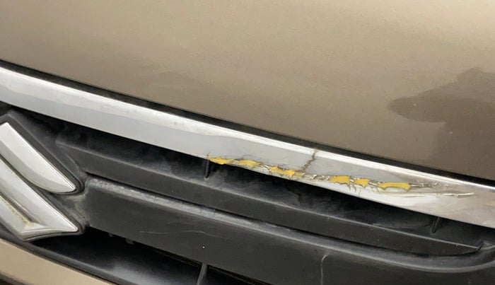 2017 Maruti Wagon R 1.0 VXI AMT, Petrol, Automatic, 34,583 km, Front bumper - Chrome strip damage