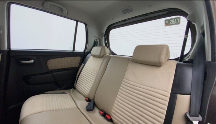 2017 Maruti Wagon R 1.0 VXI AMT, Petrol, Automatic, 34,583 km, Right Side Rear Door Cabin