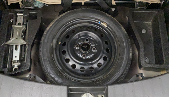 2017 Maruti Wagon R 1.0 VXI AMT, Petrol, Automatic, 34,583 km, Spare Tyre