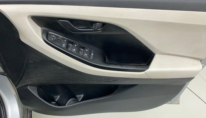 2020 Hyundai Creta EX 1.5 DIESEL, Diesel, Manual, 92,108 km, Driver Side Door Panels Control