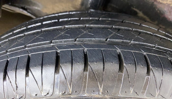 2018 Honda City V MT PETROL, Petrol, Manual, 61,522 km, Right Rear Tyre Tread