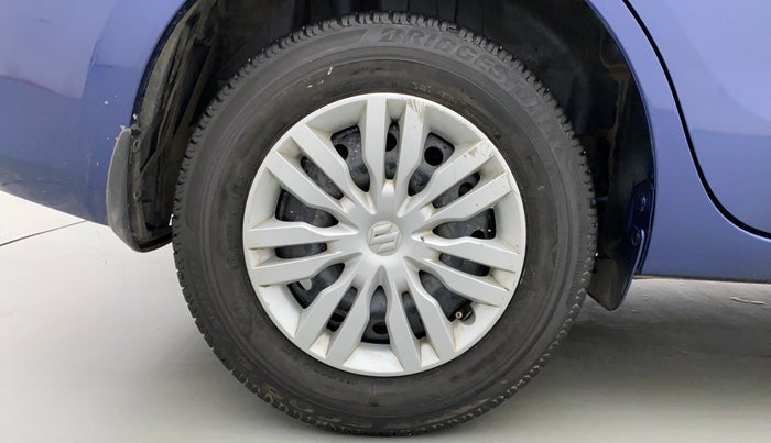 2017 Maruti Dzire VDI, Diesel, Manual, 42,829 km, Right Rear Wheel