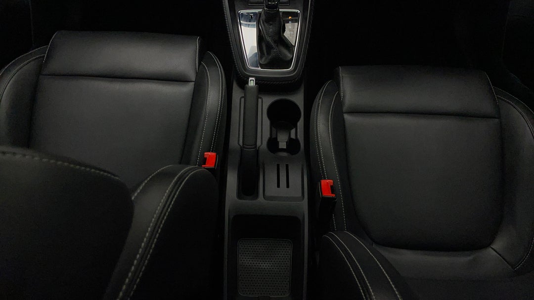 2020 MG ZS Essence, Automatic, 60327 km, Center Console