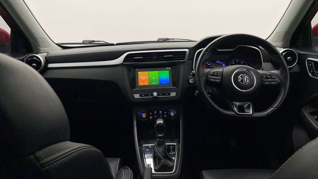 2020 MG ZS Essence, Automatic, 60327 km, Dashboard View