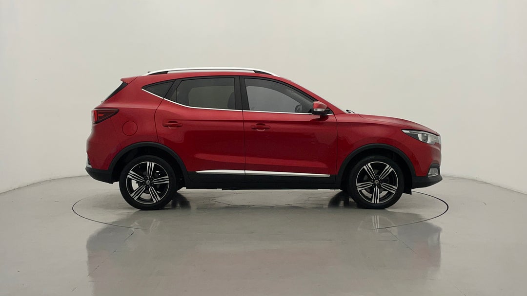 2020 MG ZS Essence, Automatic, 60327 km, Right Side View