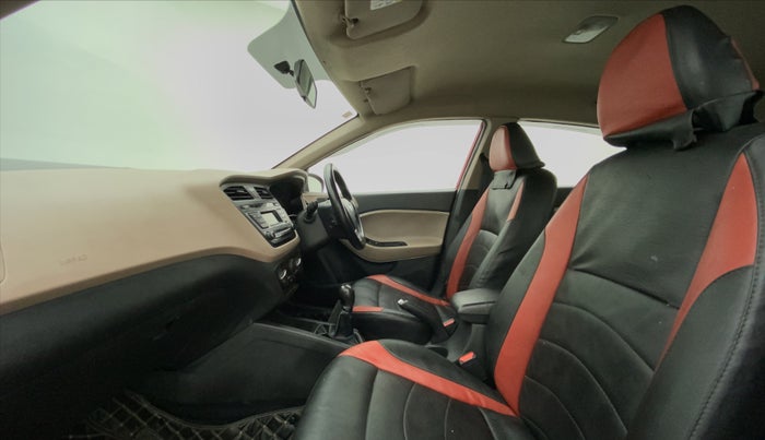 2017 Hyundai Elite i20 MAGNA EXECUTIVE 1.2, CNG, Manual, 44,783 km, Right Side Front Door Cabin