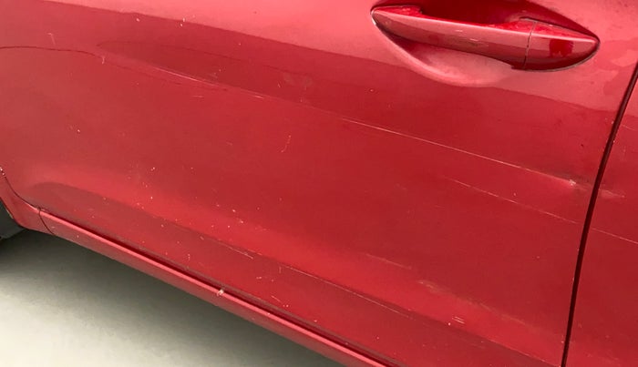 2017 Hyundai Elite i20 MAGNA EXECUTIVE 1.2, CNG, Manual, 44,783 km, Front passenger door - Minor scratches
