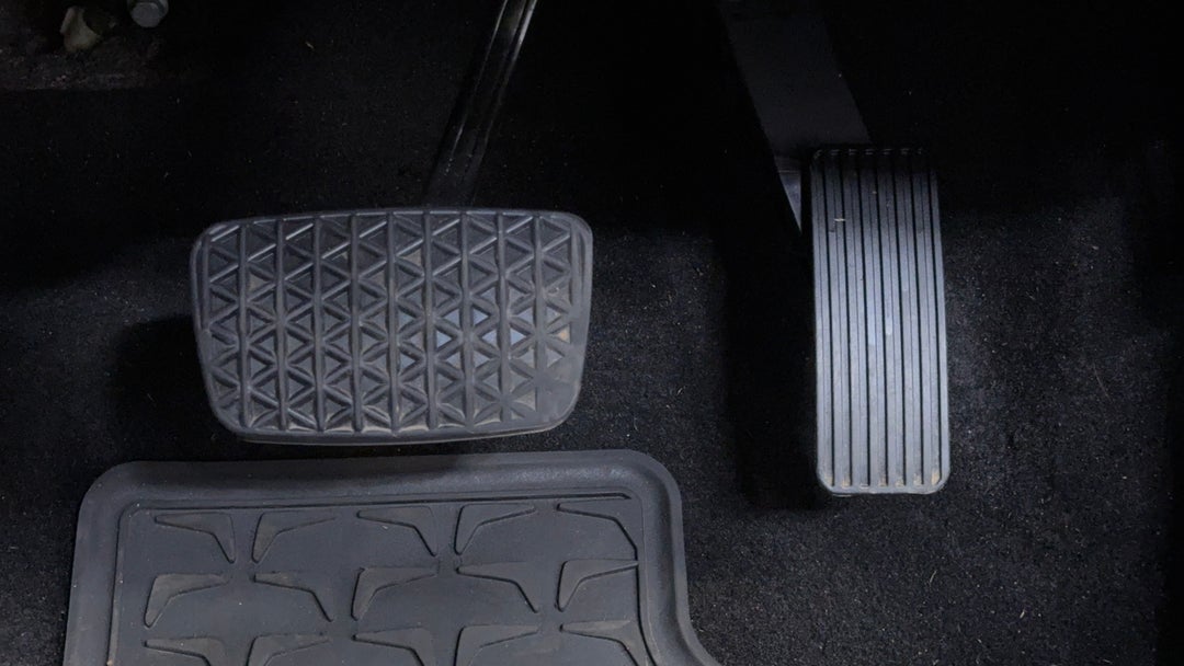 Pedals and Footmat