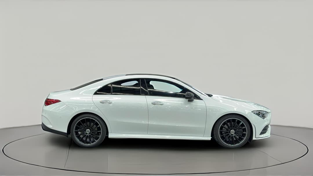 2022 Mercedes-benz CLA 250 4matic, Automatic, 64196 km, Right Side View