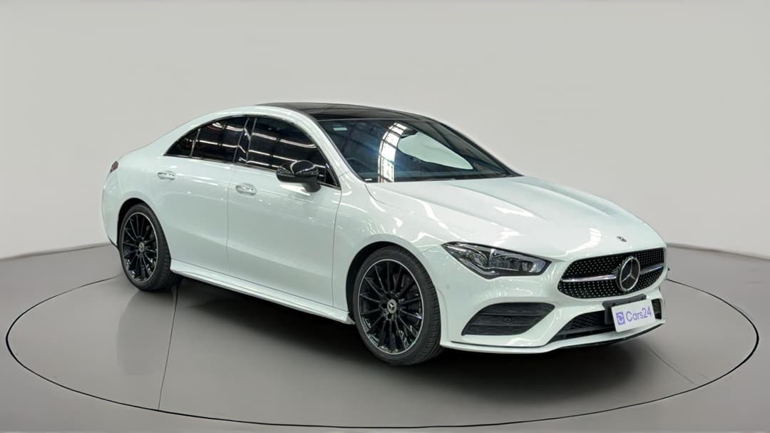 2022 Mercedes-benz CLA 250 4matic, Automatic, 64196 km, Right Front Diagonal (45- Degree) View