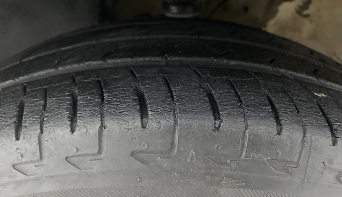 2017 Maruti IGNIS DELTA 1.2 K12, Petrol, Manual, 37,503 km, Left Front Tyre Tread
