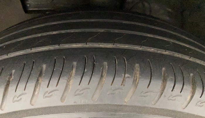 2019 Hyundai VENUE SX PLUS 1.0 TURBO DCT, Petrol, Automatic, 34,669 km, Left Front Tyre Tread
