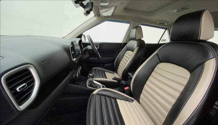 2019 Hyundai VENUE SX PLUS 1.0 TURBO DCT, Petrol, Automatic, 34,669 km, Right Side Front Door Cabin
