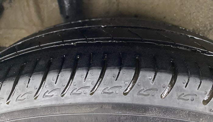 2018 Maruti IGNIS SIGMA 1.2, CNG, Manual, 71,361 km, Right Rear Tyre Tread