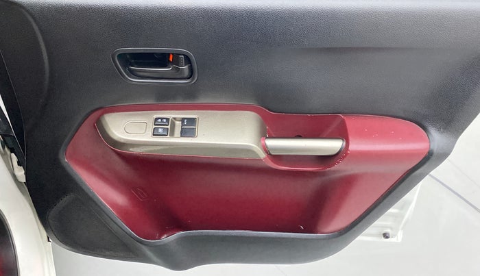 2018 Maruti IGNIS SIGMA 1.2, CNG, Manual, 71,361 km, Driver Side Door Panels Control
