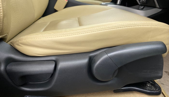 2019 Honda City ZX CVT, Petrol, Automatic, 31,716 km, Driver Side Adjustment Panel