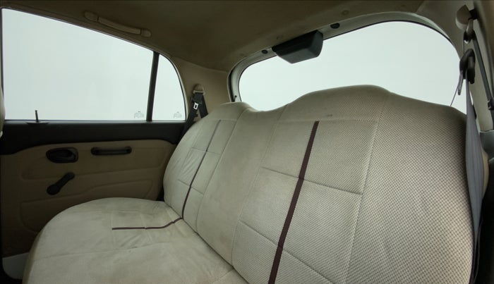 2014 Hyundai Santro Xing GL PLUS, Petrol, Manual, 35,495 km, Right Side Rear Door Cabin