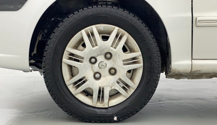 2014 Hyundai Santro Xing GL PLUS, Petrol, Manual, 35,495 km, Left Front Wheel