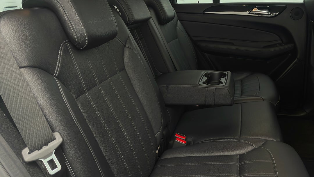 2016 Mercedes-benz GLE 250 D, Automatic, 135741 km, Right Side Rear Door Cabin View