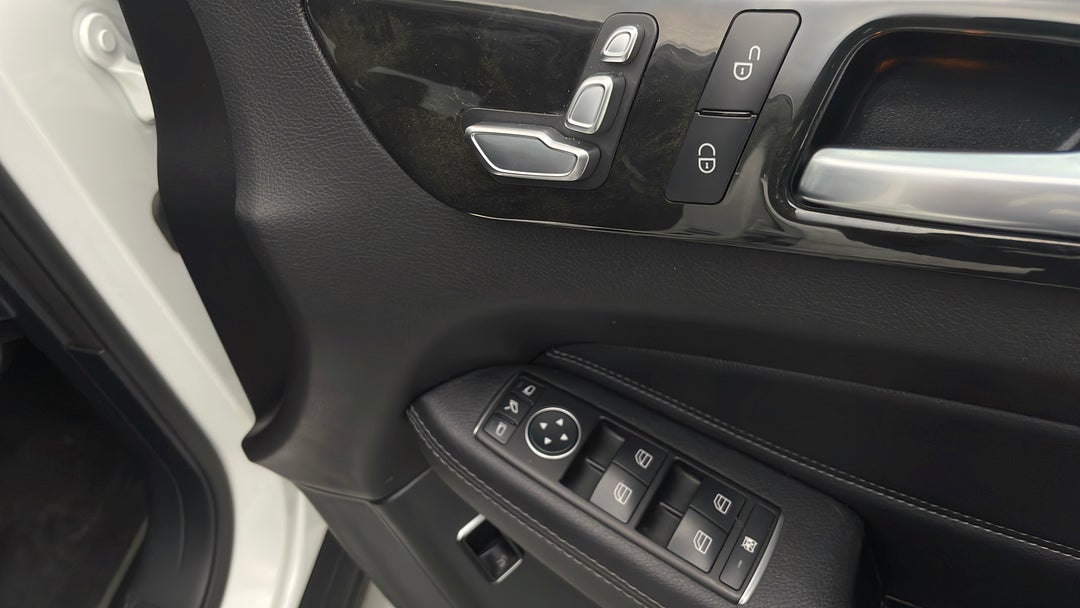 2016 Mercedes-benz GLE 250 D, Automatic, 135741 km, Drivers Side Door Panel Controls