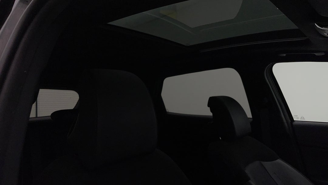 Interior Sunroof/Moonroof