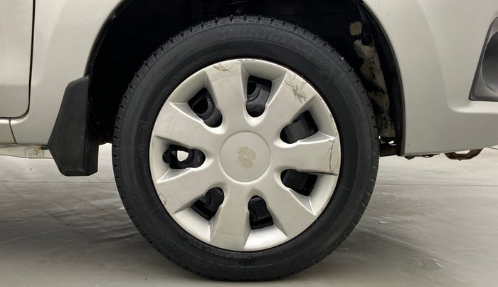 2015 Maruti Alto K10 VXI, CNG, Manual, 58,149 km, Right Front Wheel
