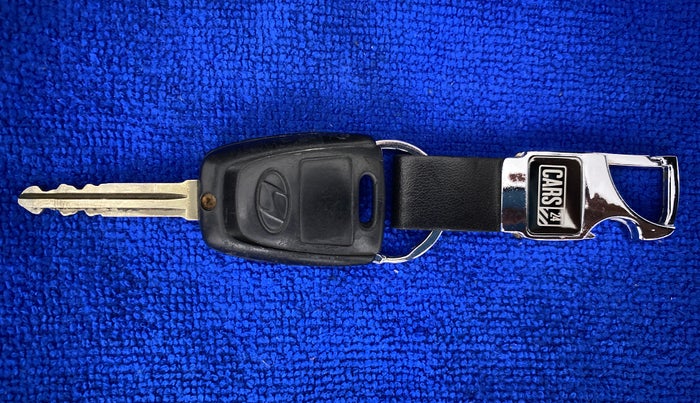 2016 Hyundai Grand i10 SPORTZ 1.2 KAPPA VTVT, Petrol, Manual, 41,556 km, Key Close Up