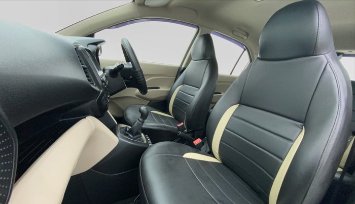 2018 Hyundai NEW SANTRO SPORTZ 1.1, Petrol, Manual, 21,416 km, Right Side Front Door Cabin View
