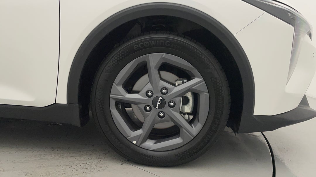 2024 Kia K4 S, Automatic, 11407 km, Right Front Wheel